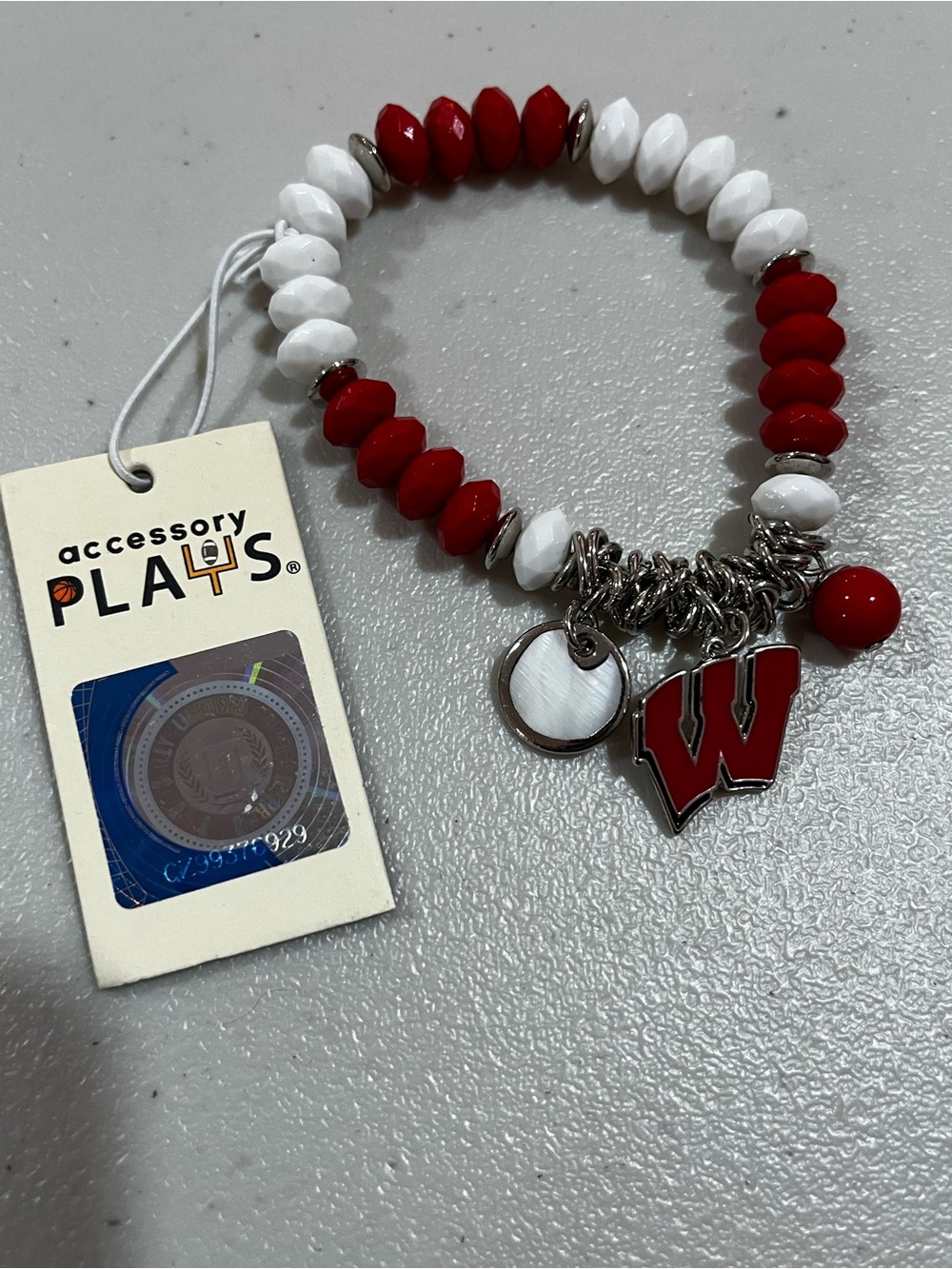 Wisconsin Badgers Red & White Beaded 'W' Charm Bracelet